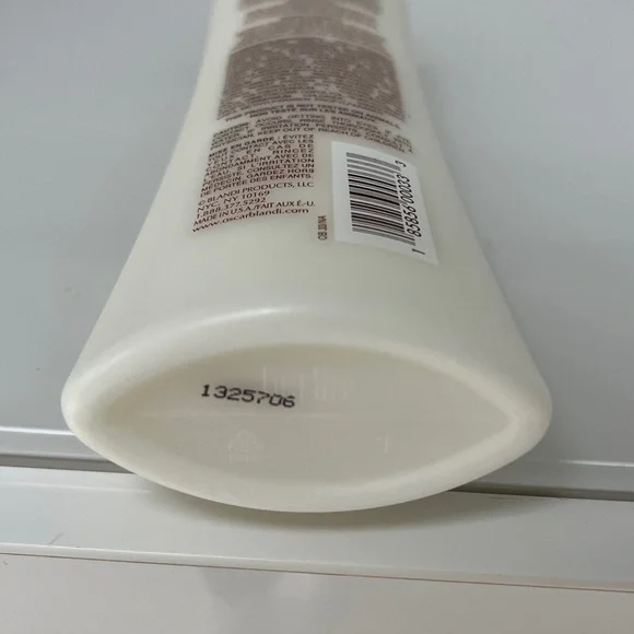 Oscar Blandi Balsamo di Jasmine Smoothing Conditioner 8.4 Fl Oz NEW - Picture 9 of 9